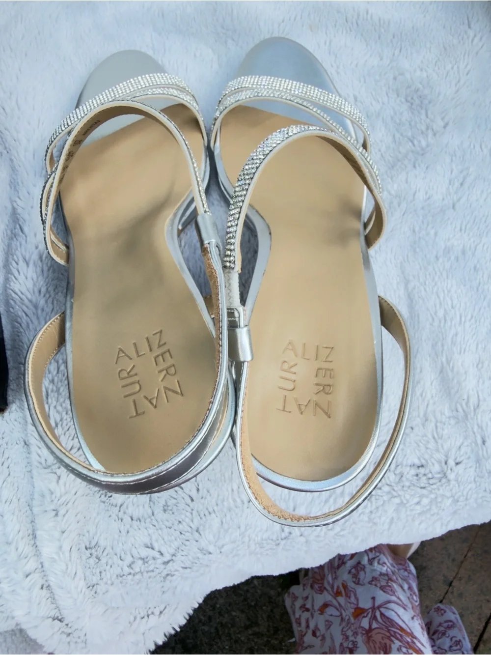 Brand New Naturalizer Women’s Brenta2, Silver  Heeled Sandal size 10 Wide